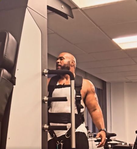 Coach Warren Spivey Jr. training at Midtown Biohack today